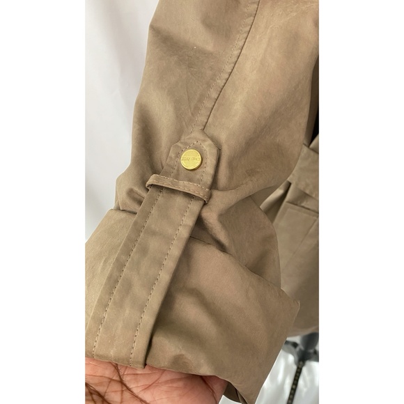 Ellen Tracy Lined and Belted Beige Over Coat/Trench - Picture 6 of 12